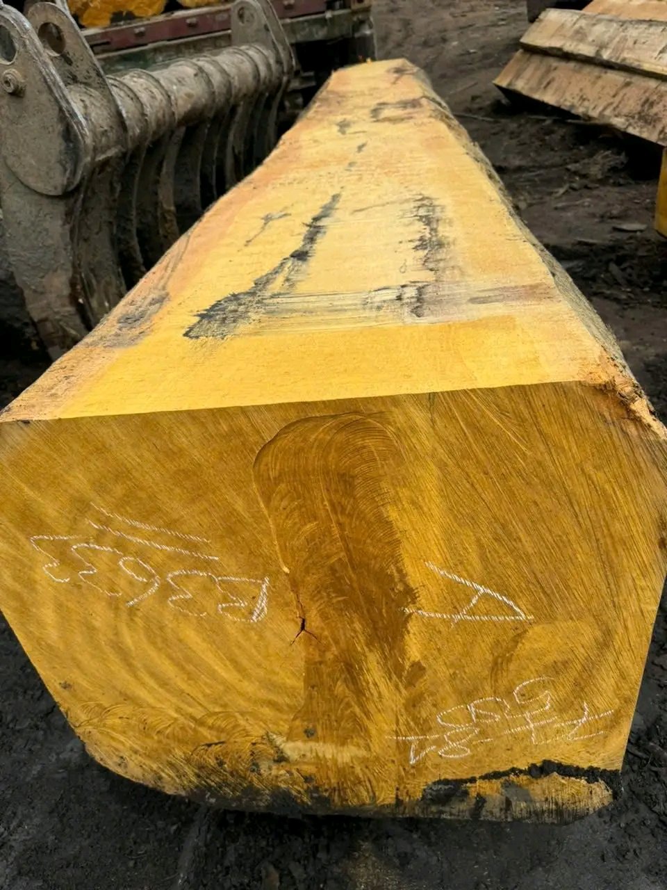 Billinga / Jackfruit Square Logs - Image 5